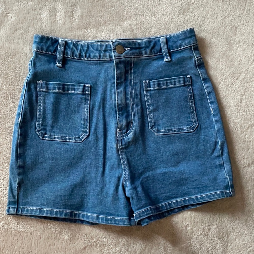 High waisted MinkPink shorts